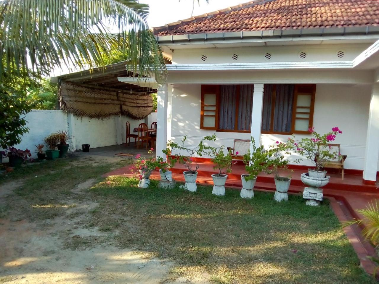 Ocean Edge Villa Midigama East Ngoại thất bức ảnh